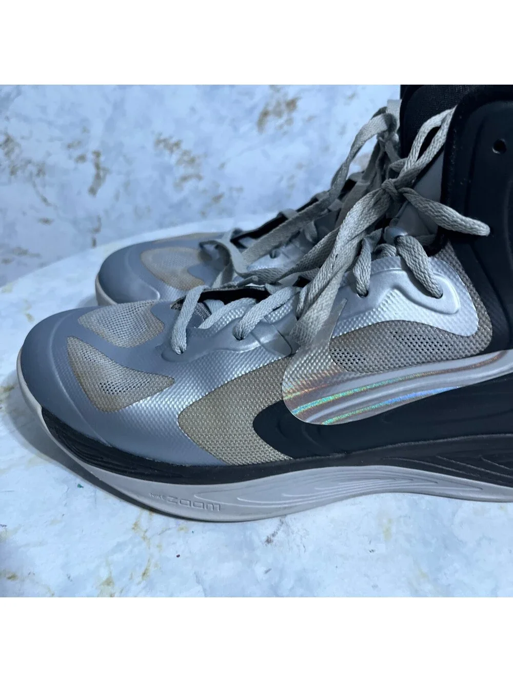 Nike Hyperfuse 2012 Mens Size 11.5 Basketball Shoes Gray Black Athletic Sneakers